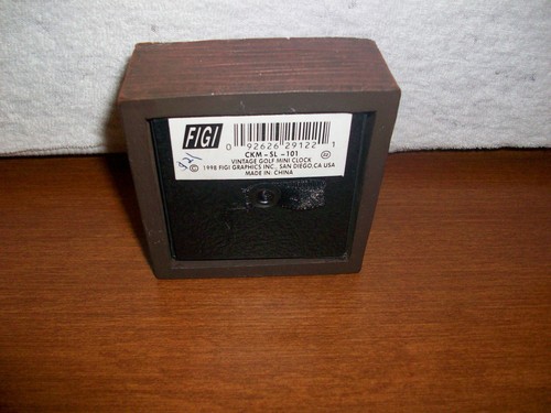 GOLF Theme Small Clock Square by FIGI Battery operated - Picture 3 of 5