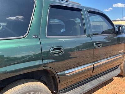 Passenger Rear Side Door With Privacy Tint Glass Fits 00-06 TAHOE 5146962