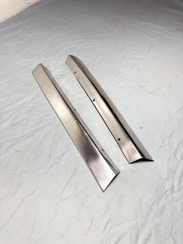 Embellecedores de pilar B de acero inoxidable para Volvo 1800 P1800 1800ES P1800ES 1972-73 BN1E - Imagen 1 de 6