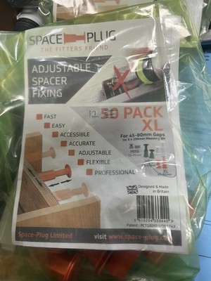 Space Plug - verstellbare Distanzbefestigung XL (für 45mm bis 80mm Spalte)