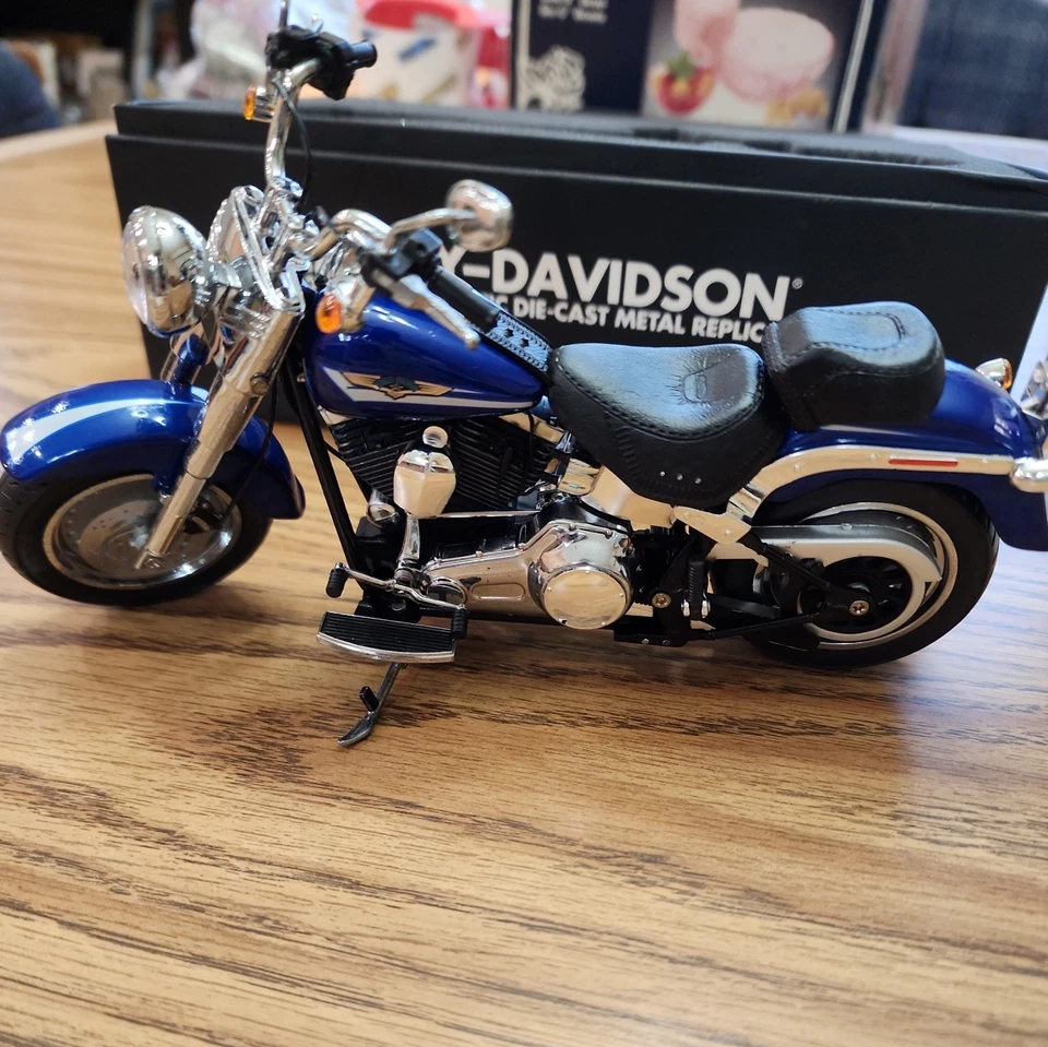 Fat Boy Harley Davidson 1:12 fundido a presión como nuevo en caja réplica de metal FLSTF 2677 raro Foto 4 de 4