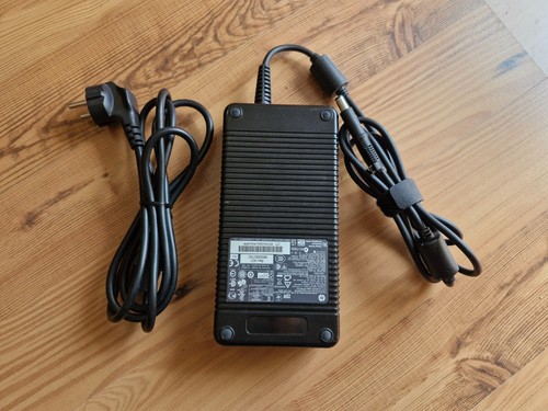 HP original Laptop Netzteil HSTNN-LA12 19,5V Notebook (677765-001) [7,4x5,0]