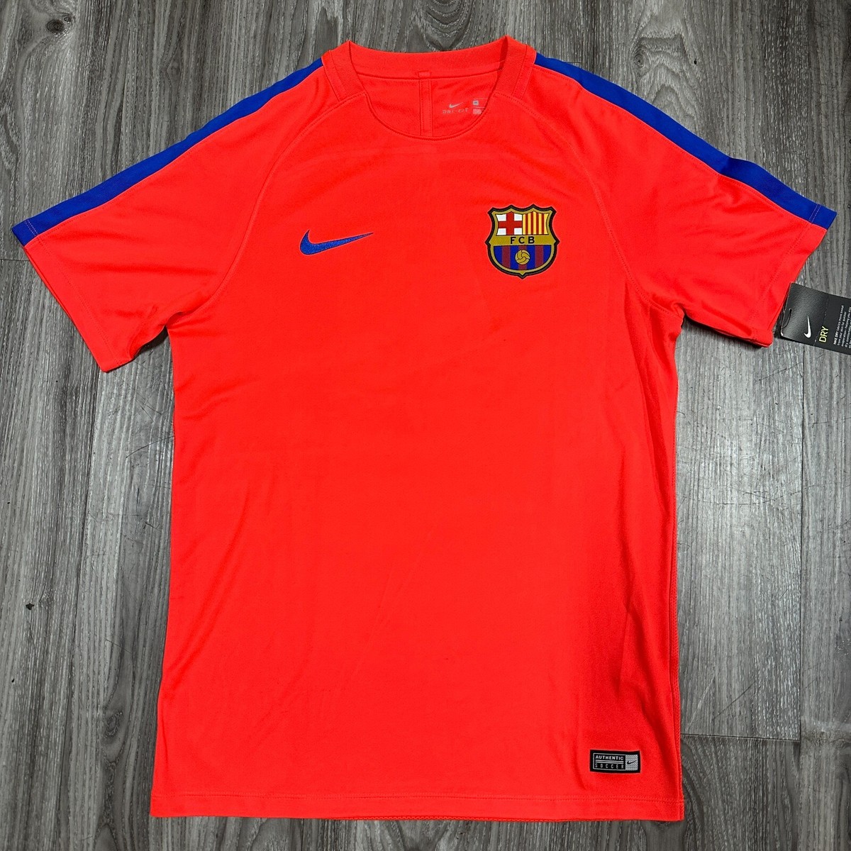 NIKE BARCELONA DRY SQUAD SOCCER TRAINING JERSEY (CRIMSON 16/17