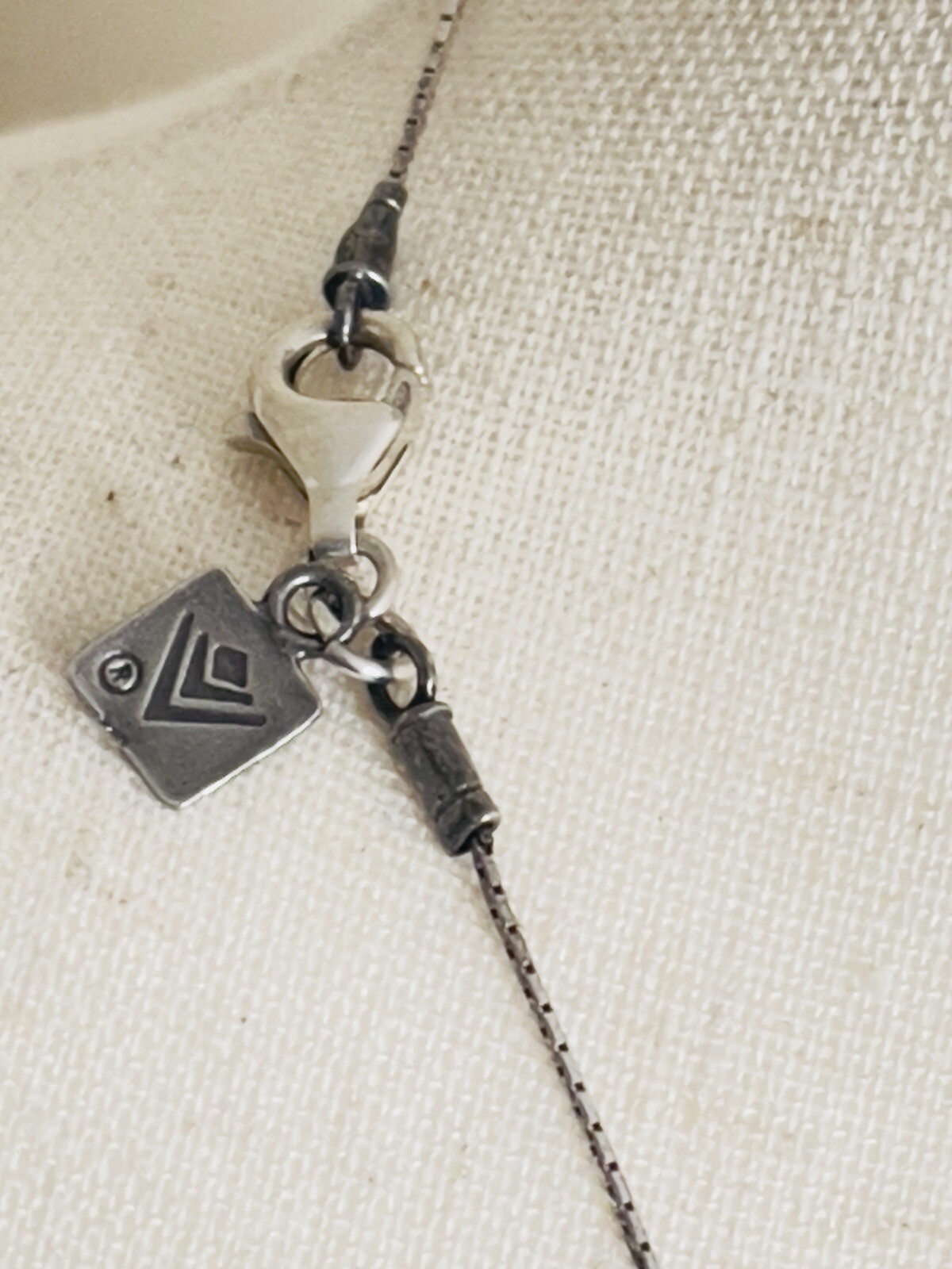 Silpada Sterling Silver Hammered Five Circles/Rin… - image 3