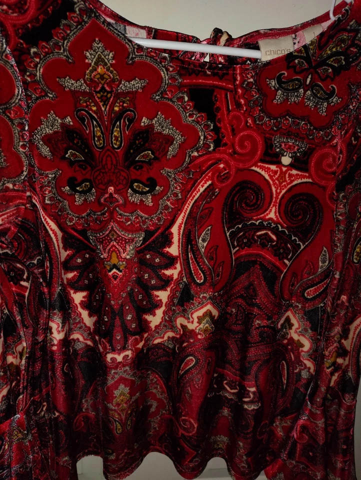 Top Chicos Rojo Terciopelo Corbata Espalda Manga Larga Campana Paisley Talla 2 (M) Foto 2 de 4