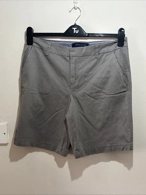 Tommy Hilfiger Woman’s Grey Shorts Size Medium Excellent Condition - Image 1 of 4