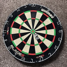 Winmau Blade 6 Dartboard Great Condition