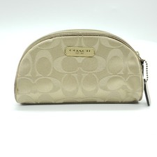 Coach Signature C 2010 Limited Edition B903 Estee Lauder Cosmetic Bag Gold