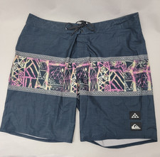 QUIKSILVER Mens Board Shorts Sz 38 Highline Surfsilk BLUE 9" Inseam Geometric