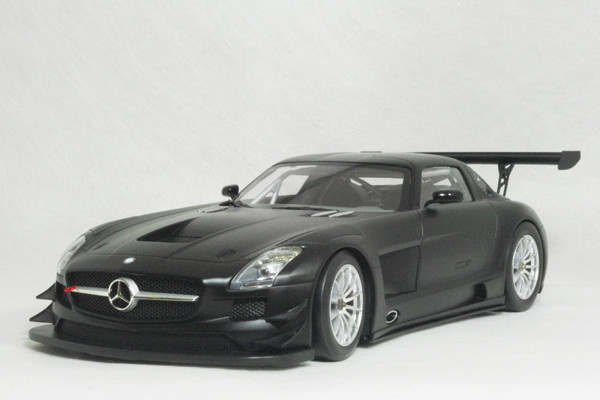 1/18 Mercedes-Benz Sls Amg Gt3 Street / Matte Black Mercedes