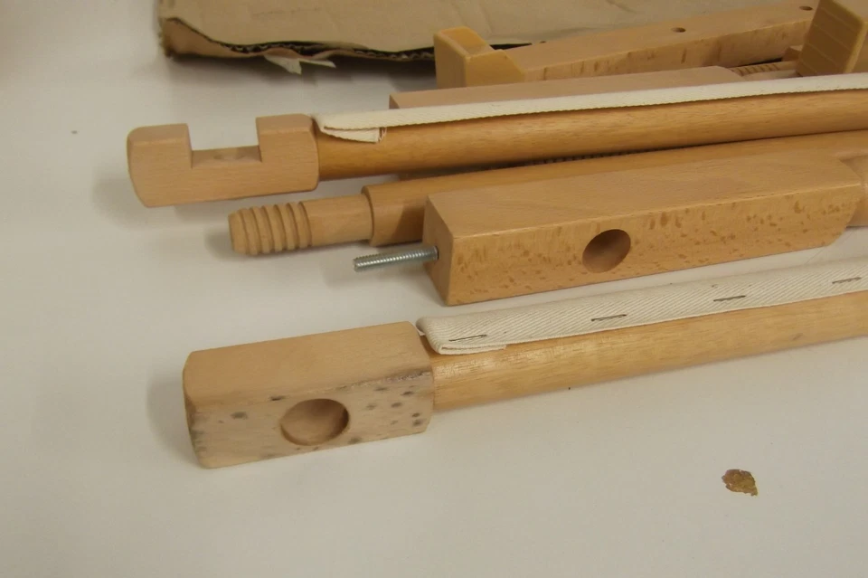 Elbesee Large 27"W Type B Adjustable Floor Standing Wooden Tapestry Frame  #W3 - Image 4 of 4