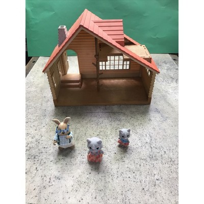 Vintage Epoch Calico Critters Red Roof Country Home W/ 3 Furry Animals Fast Ship