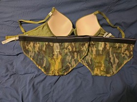 Victoria's Secret PINK Bra & Panty Set 38B  Size Large