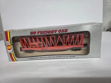 Vintage HO AHM container car UCPX 796 Union Carbide, with box