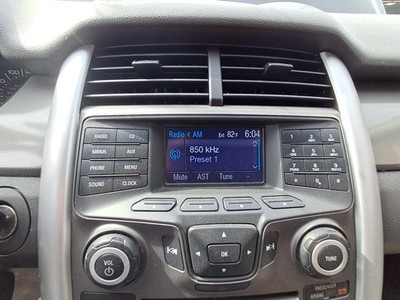 Used Front Center Infotainment Display fits: 2013 Ford Edge Front center dash mo