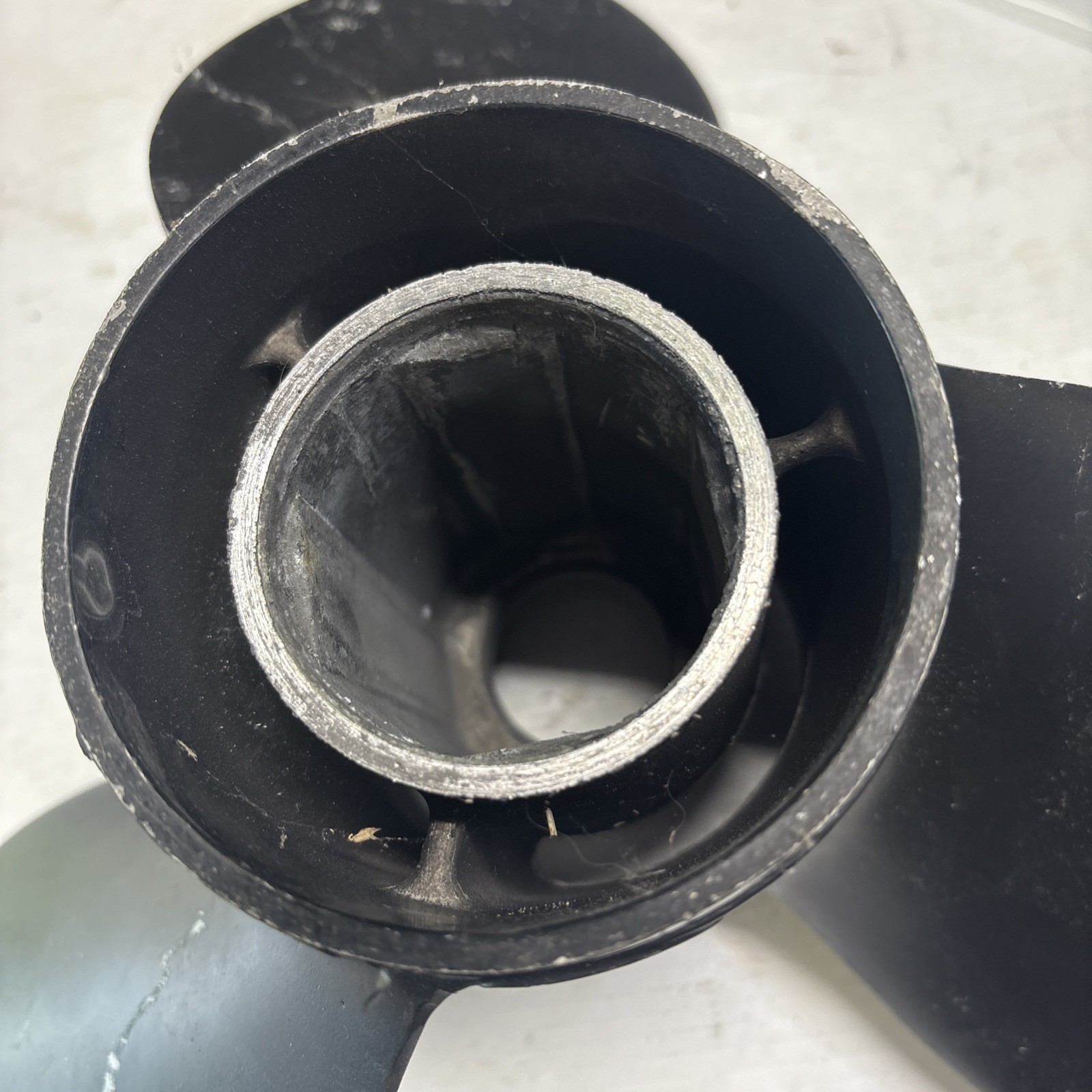 Mercury 13 X 19P Propeller Black Max 48-77346  A45 Prop 1517