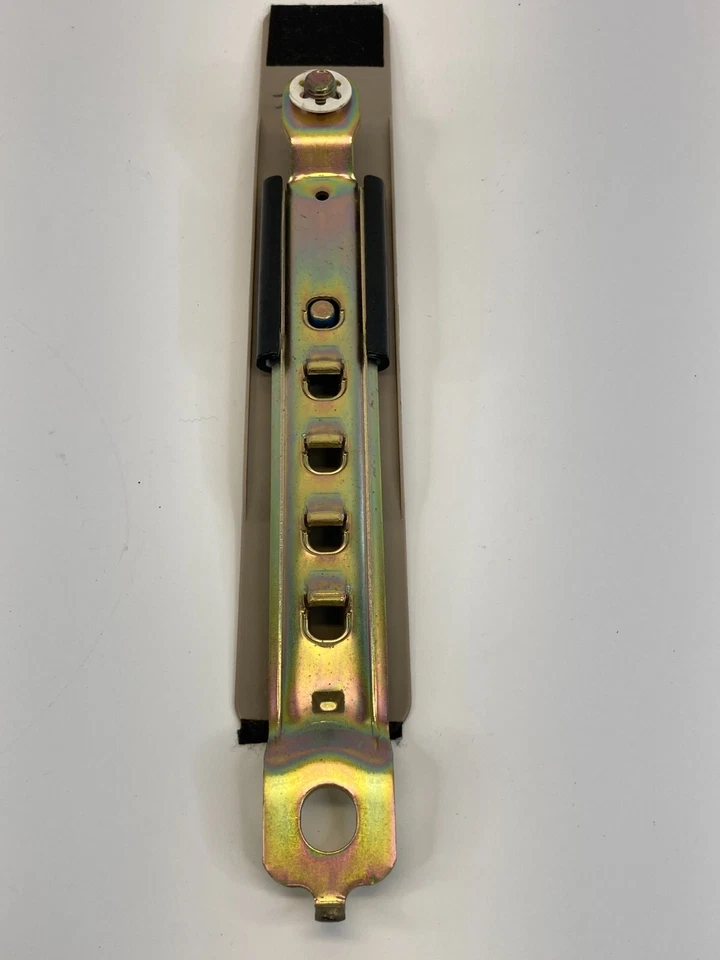 2000 2001 Mazda MPV Front Left Driver Side Seat Belt Height Adjuster OEM - Изображение 4 из 4