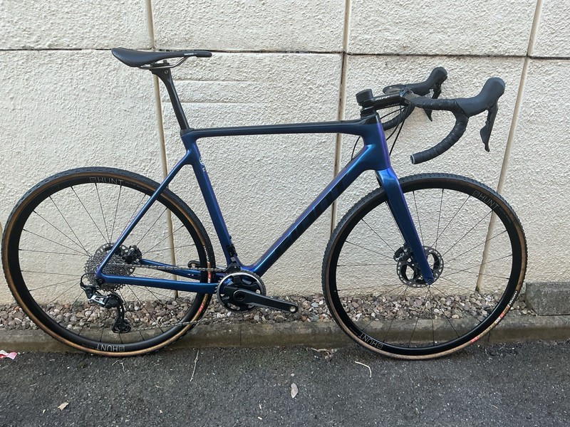 Giant TCX Cyclocross Bike Size M/L Excellent Condition