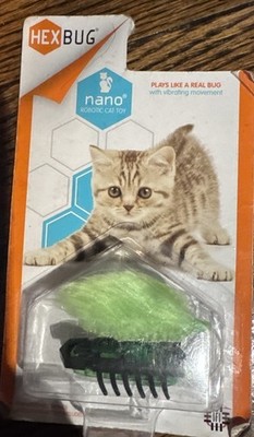 HEXBUG  Robotic  Bug Cat Toy  Green New! Hex Bug Stay Busy A Long Time! Vibrates