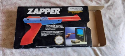 Nintendo NES Zapper – Pistolet Laser Officiel – Rétrogaming Iconique ! - Photo 1/4