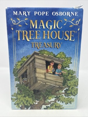 Magic Tree House 1-4 Treasury Boxed Set: Dinosaurs Before Da