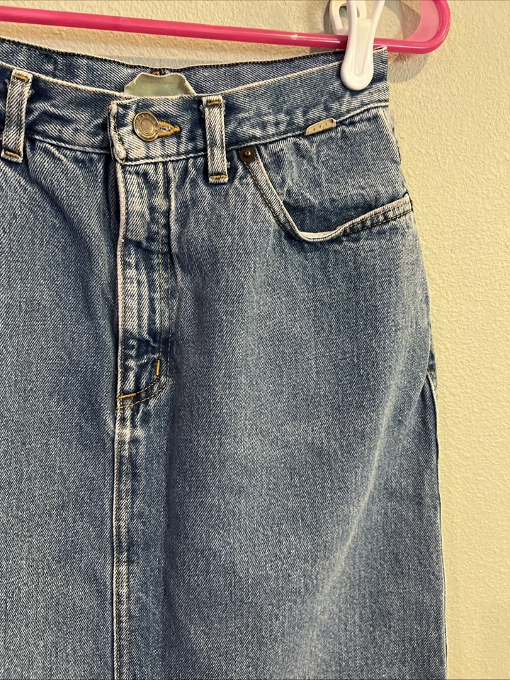 Vintage Denim Slit ESPRIT Skirt • Size 9/27 • Made in USA 100% cotton - Image 3 of 4
