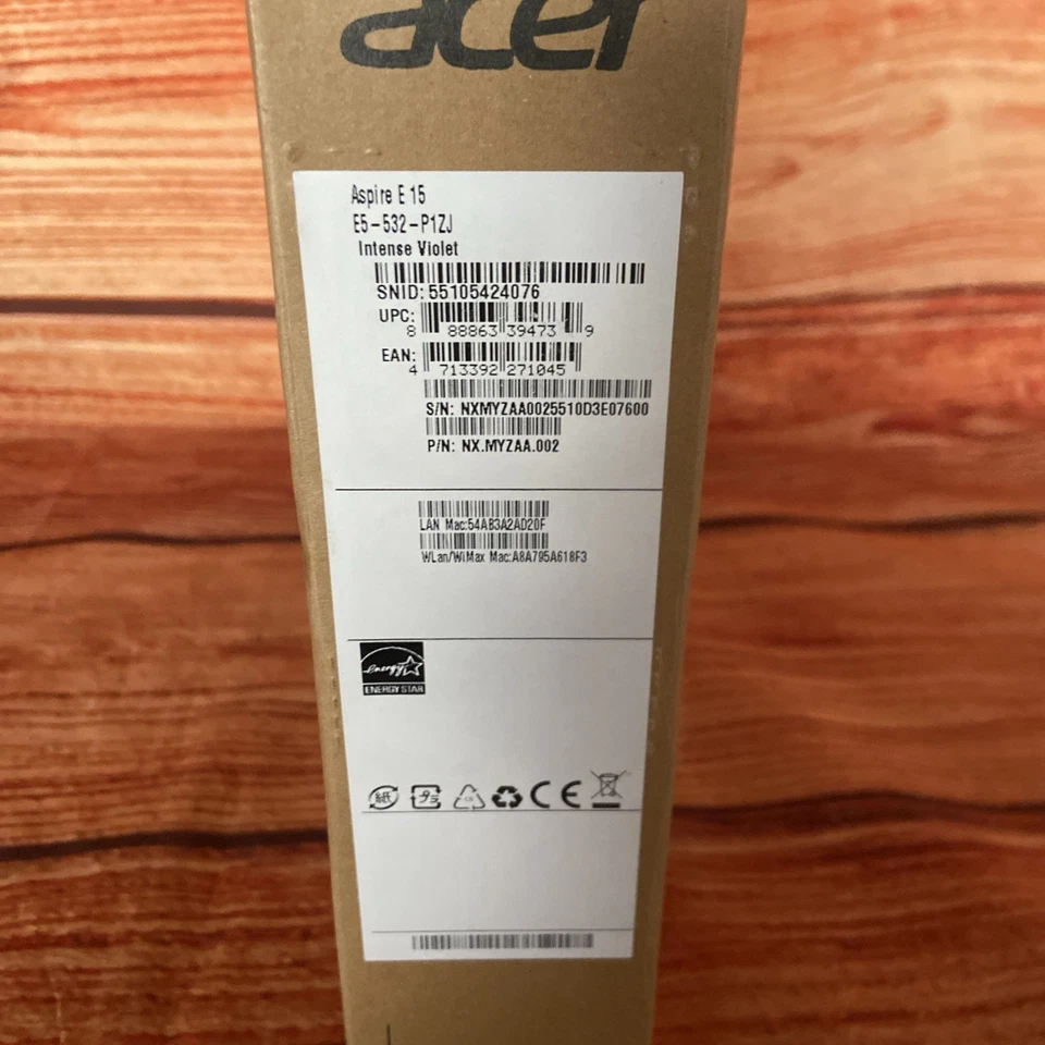 Acer Aspire E15 15.6" Intel 4 GB DDR3 500 GB HDD - Intense Violet Brand New - Image 2 of 4