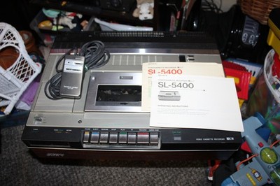 Vintage Sony SL-5400 Betamax VCR Videocassette Recorder with RM