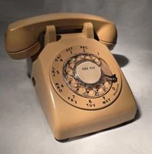 1978 Bell System Western Electric New York Telephone 212 Rotary Desk Phone 500D