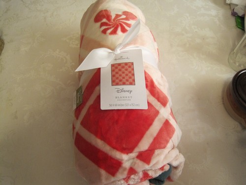 2024 HALLMARK DISNEY MICKEY MOUSE EARS PEPPERMINT PLAID THROW BLANKET 50" X 60" - 第 1/18 張圖片