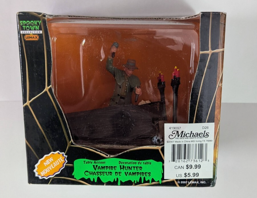 2007 Retired Lemax Spooky Town Vampire Hunter New Old Stock