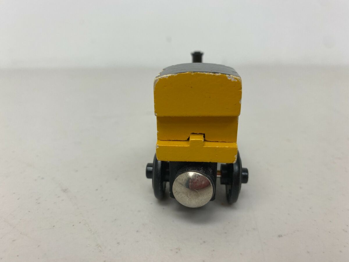 Thomas & Friends Duncan 1998 Wooden Railway First Release Thomas & Friends Duncan 1998 Wooden Railway First Release