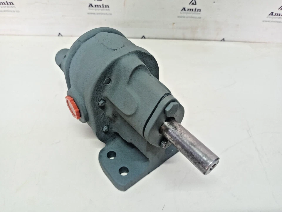 BSM- Brown & Sharpe No.2-S Foot mounted Rotary gear pump - Pressure tested - Image 3 of 4