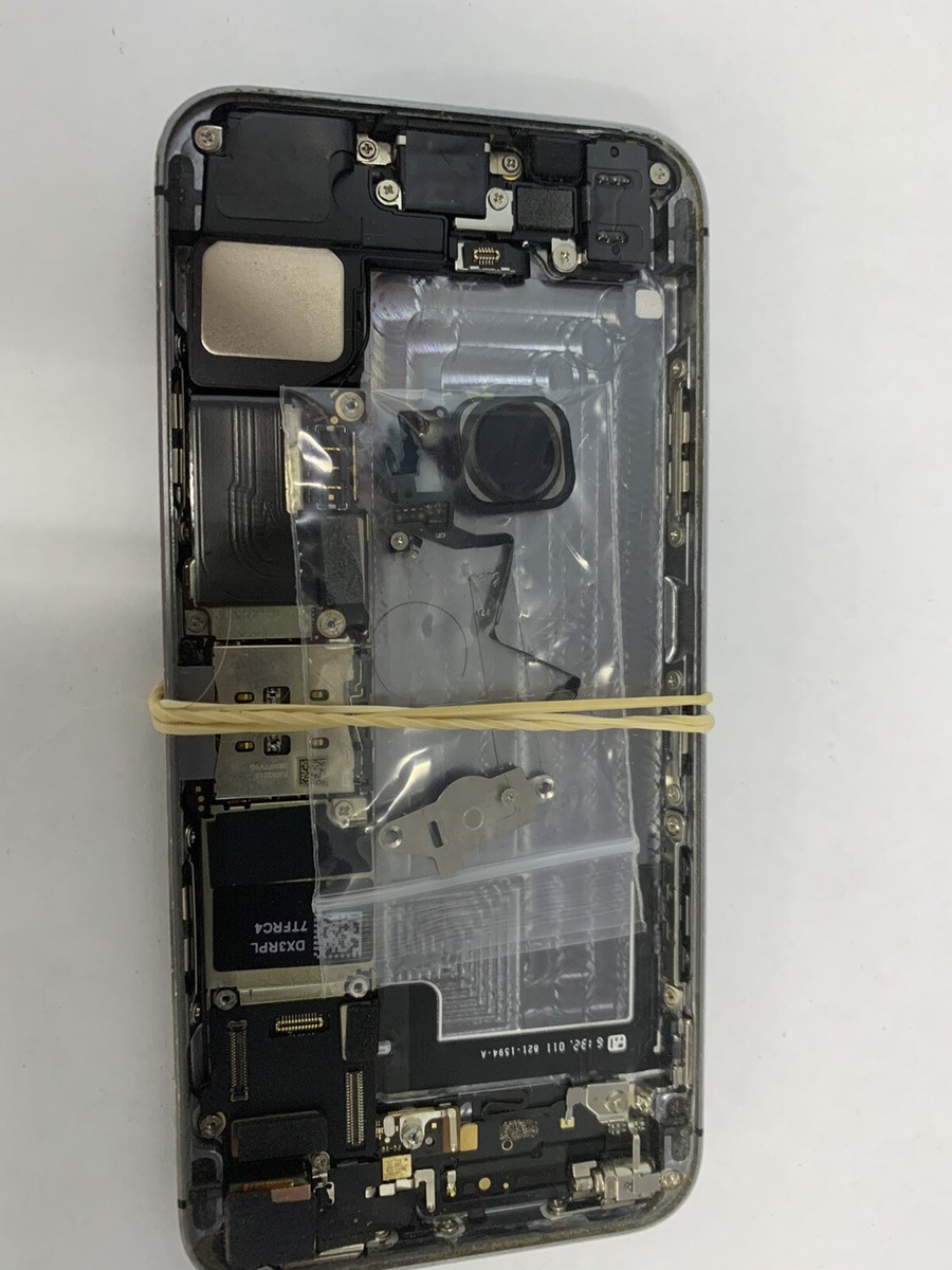 Apple iPhone 5s - 16GB - Space Grey For Parts Or Rely (ip5s/38