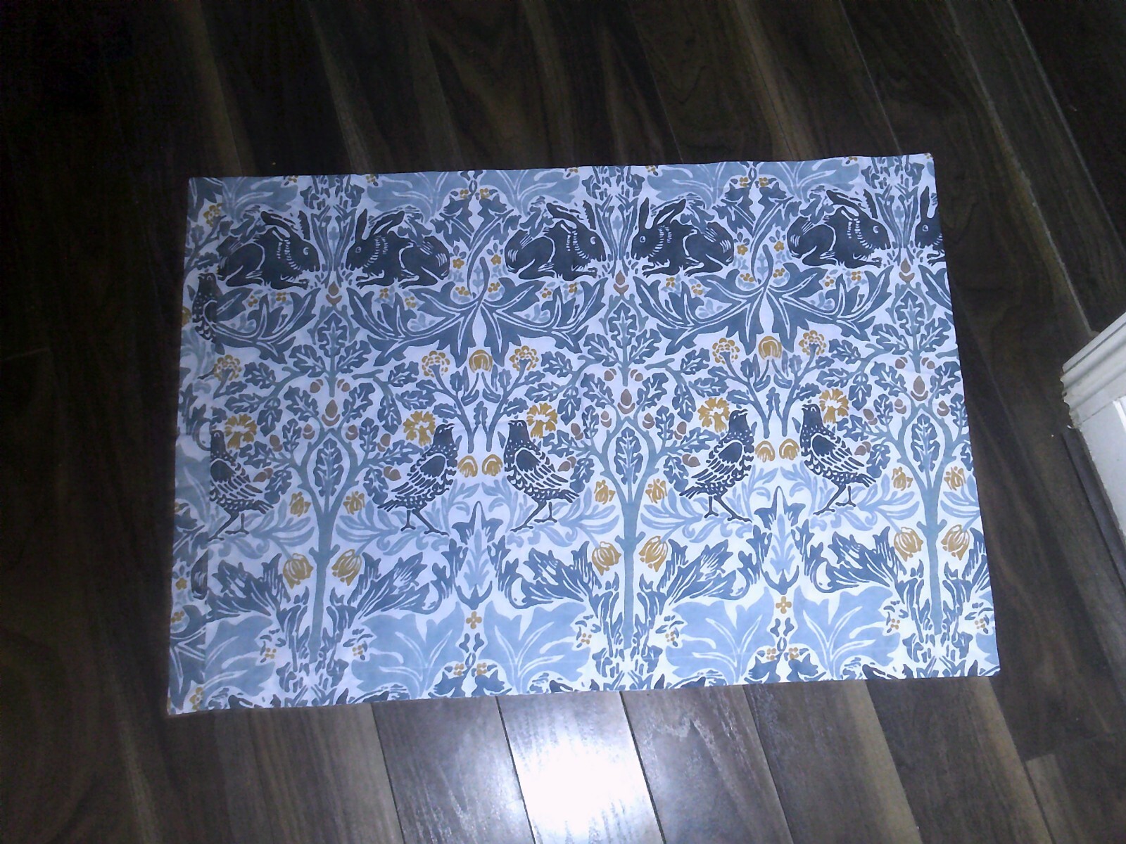 Picture 1 of 2