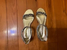 BANDOLINO Sandel size 8M