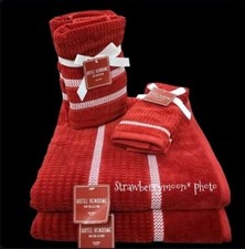 6pc Hotel Vendome Christmas Bath Hand Tip TOWEL Set Velour Red White New