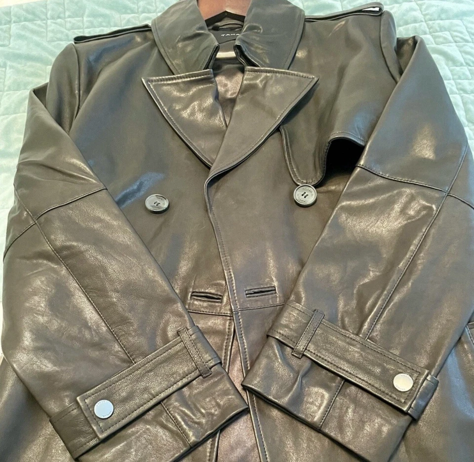 Chaqueta de cuero Tahari Foto 2 de 4