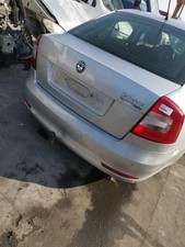 Pare-choc arrière Skoda OCTAVIA