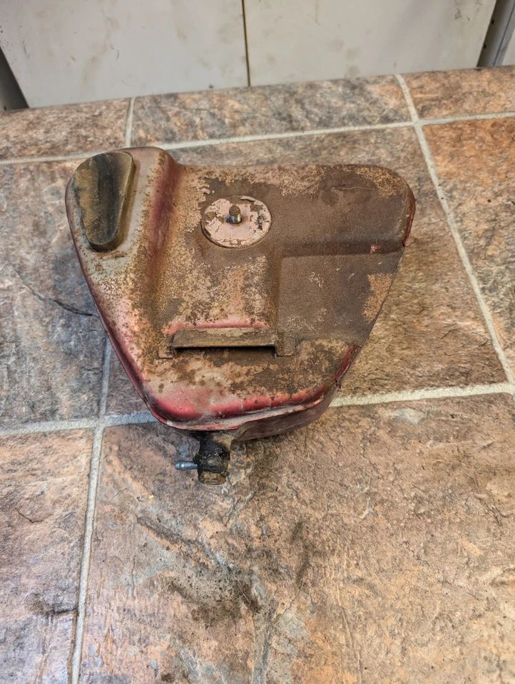 DEPÓSITO TANQUE ACEITE BRIDGESTONE MOTO 350 GTR GTO Foto 4 de 4