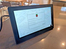 Raspberry Pi 4 4GB Linux Desktop Starter Kit w/7" Touchscreen Case - Free S/H