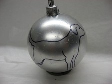 NEW HANDPAINTED CHESAPEAKE BAY RETRIEVER UNBREAKABLE CHRISTMAS ORNAMENT 2 1/2"