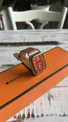 Apple Watch 7 HERMES 45mm Cellular mit Hermes Lederarmband