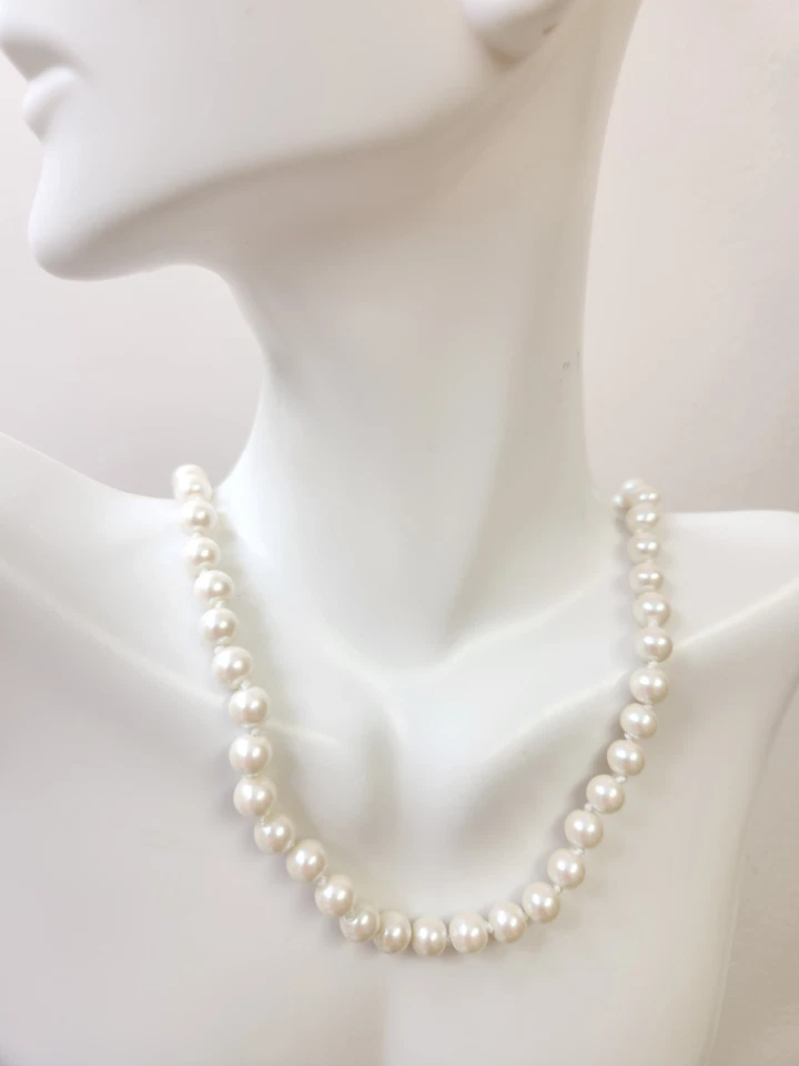 Women's Vintage Carolee Signed 5mm White Akoya Faux Pearl 16" Necklace - Image 2 of 4