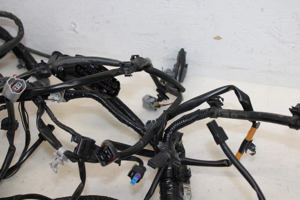 Arnés de cables bahía de motor aire acondicionado Mazda MX-5 Miata 2016-2017 NA1L67010C OEM MV43 Foto 3 de 4