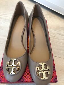 tory burch janey