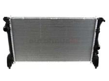 MAHLE BEHR Radiator 4475010001 Mercedes Benz Metris