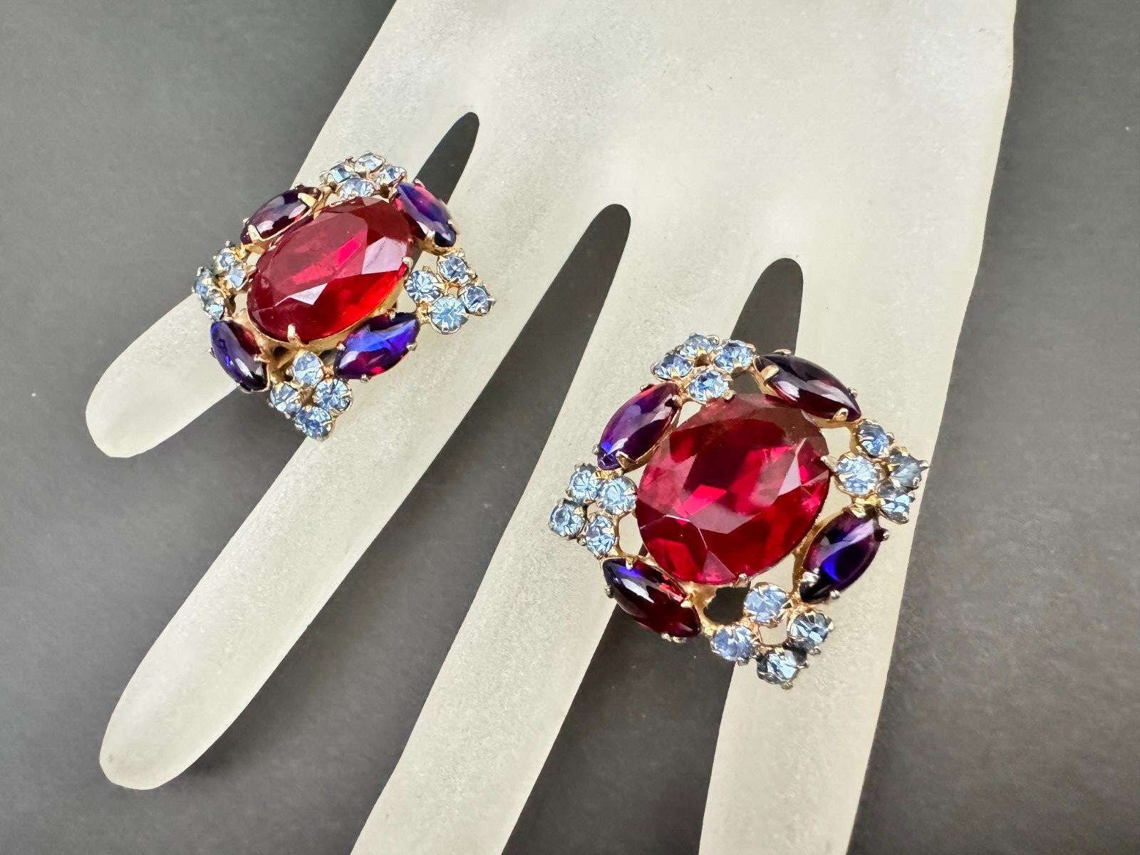 VTG Unsigned Hobe Ruby Red Blue Navette Cabochon … - image 2