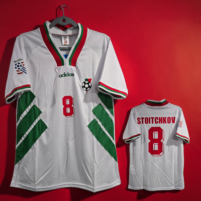 BULGARIA Home World Cup 1994 - Soccer Jersey - STOICHKOV # 8