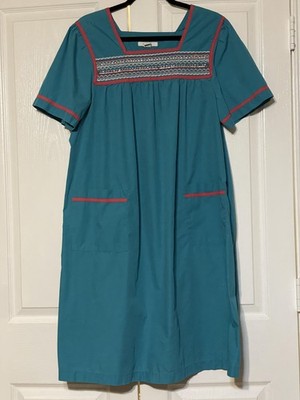 Go Softly Patio Gown Womens Large Blue Embroidered Kaftan House Dress Grannycore